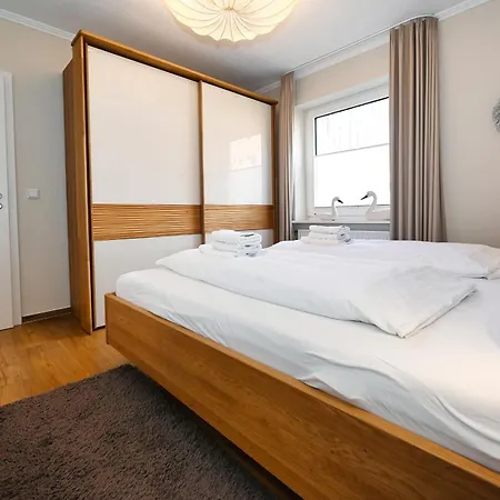 Fischer's Hus 4 * 부숨